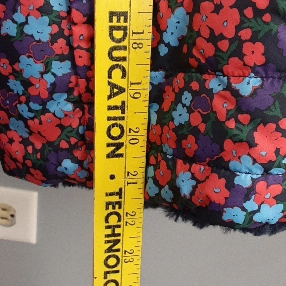The North Face Kids Reversible Navy Mossbud Swirl Floral Print Jacket